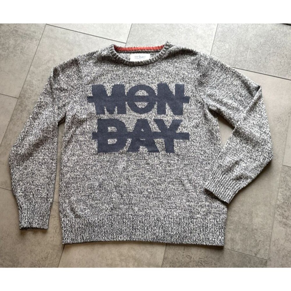 Urban Pipeline Men's L sweater Monday Navy tight knit casual normcore preppy